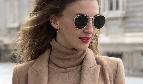 Vuelve el frío, vuelvo al camel. Vuelve el frío, vuelvo al camel.