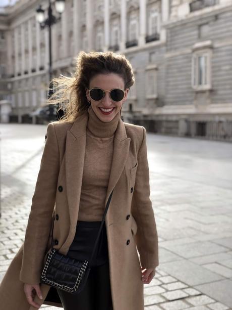 Vuelve el frío, vuelvo al camel. Vuelve el frío, vuelvo al camel.