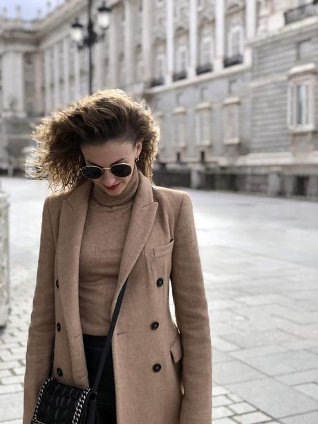 Vuelve el frío, vuelvo al camel. Vuelve el frío, vuelvo al camel.