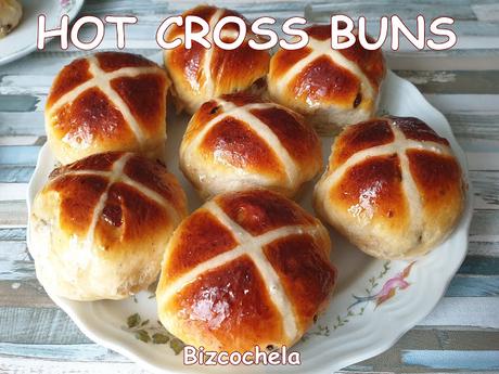 HOT CROSS BUNS: BOLLOS DE PASCUA INGLESES