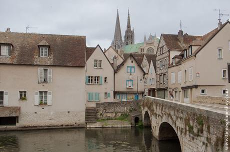 Chartres lugares bonitos Francia diario viaje en coche turismo