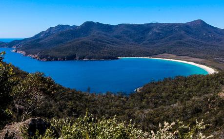 wineglass-bay-freycinet-national-park-tasmania-2 ▷ Comente por qué el Parque Nacional de Freycinet es mi lugar favorito en Tasmania por Tasmania, un destino perfecto para unas vacaciones activas y conscientes. Diario de una cúspide