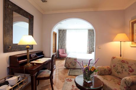 LAST MINUTE!!! 5 Escapadas Deluxe con OFERTA para Semana Santa. LAST MINUTE!!! 5 Escapadas Deluxe con OFERTA para Semana Santa.