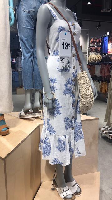 COMPRAS DE LA SEMANA; ABRIL (II).-