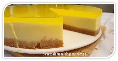 Tarta de gelatina de limón