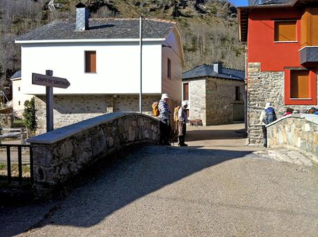 Fasgar y Campo de Santiago, Camino de Santiago por la montaña, León.