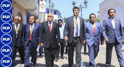 RICARDO CHAVARRÍA SIGUE EN ETAPA DE APRENDIZAJE...