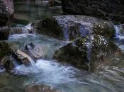 Entre rocas