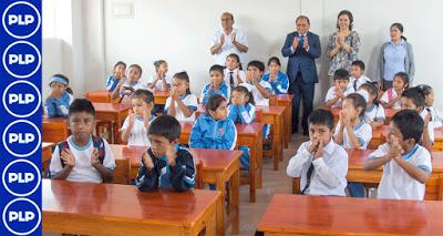 Vicente: SEGUNDO DÍAZ ENTREGA NUEVAS AULAS COLEGIO 