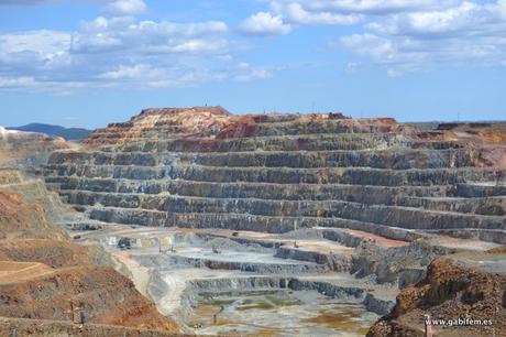Paseo por el Río Tinto Paseo por el Río Tinto