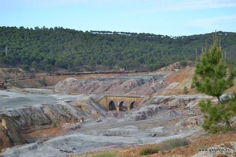 Paseo por el Río Tinto Paseo por el Río Tinto