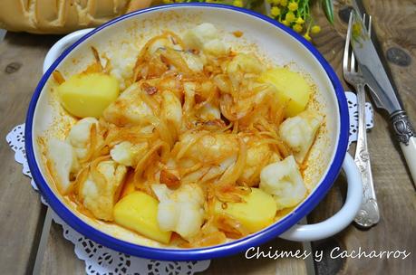 Bacalao con patatas y coliflor