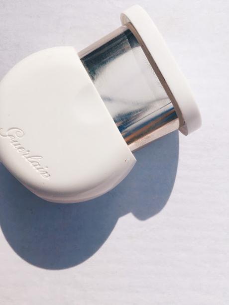 Base L'Essentiel de Guerlain, tratamiento y color. Base L'Essentiel de Guerlain, tratamiento y color.