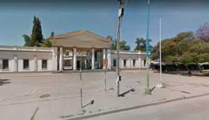 Sufrió un violento asalto en el interior del Cementerio del Norte