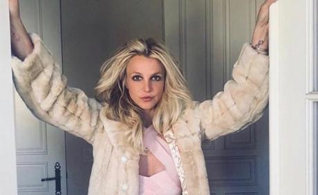 Britney Spears está considerando su retiro de los escenarios