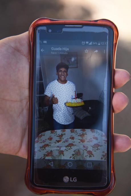 Quizo defender a su papá y recibió un tiro en el cuello que lo mató