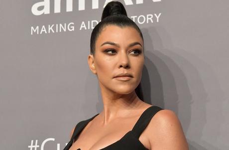 Kourtney #Kardashian y el provocador #vestido con transparencias que expone todas sus curvas #Moda #Belleza (FOTOS)