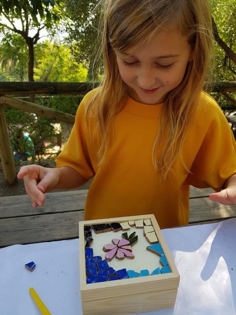 Cinco maneras de estimular la creatividad de los niños con clases de mosaico Cinco maneras de estimular la creatividad de los niños con clases de mosaico