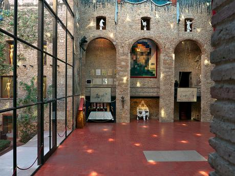 Salvador Dalí: Biografía, obras y exposiciones Teatro Museo Dalí Figueras. Abraham Lincoln