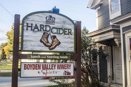 ▷ Comenta en 6 lugares hermosos para visitar en Vermont, Nueva Inglaterra por Ahmad Abdou cold-hard-cider-stowe-vermon-29 ▷ Comenta en 6 lugares hermosos para visitar en Vermont, Nueva Inglaterra por Ahmad Abdou