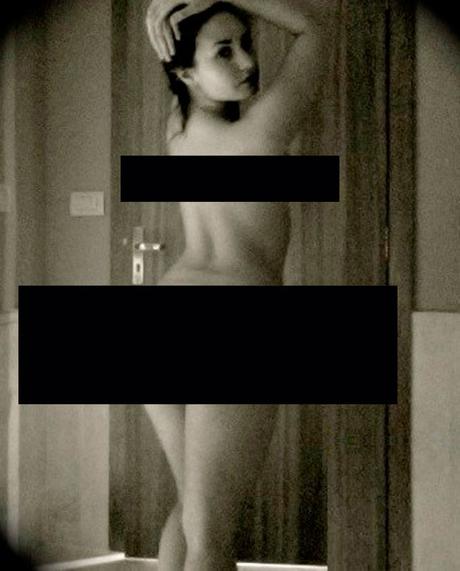 UFFF   Filtran #fotos de Demi Lovato como Dios la trajo al mundo (FOTOS)
