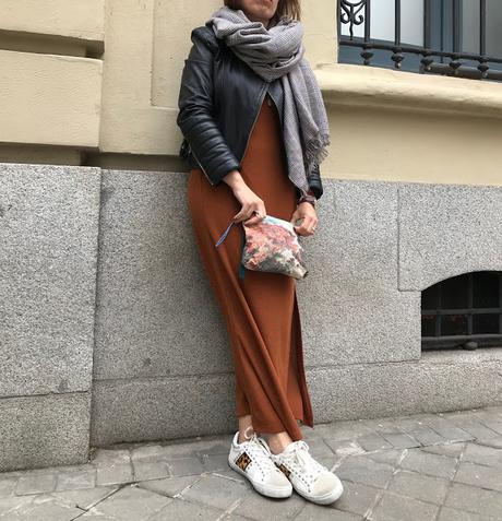 LONG DRESS.- LONG DRESS.-