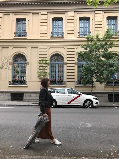 LONG DRESS.- LONG DRESS.-