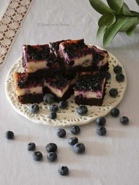 Cake de Chocolate, Queso y Arándanos