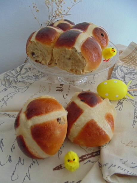 Hot cross buns. Bollitos de pascua