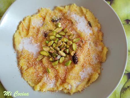 SOOJI HALWA (PUDDING DE SÉMOLA CON FRUTOS SECOS) SOOJI HALWA (PUDDING DE SÉMOLA CON FRUTOS SECOS)