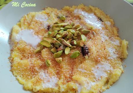 SOOJI HALWA (PUDDING DE SÉMOLA CON FRUTOS SECOS) SOOJI HALWA (PUDDING DE SÉMOLA CON FRUTOS SECOS)