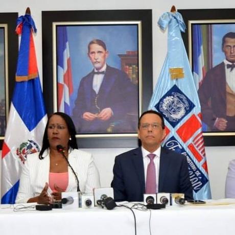 En vocería compartida, MINERD y ADP anuncian concurso de oposición.