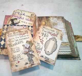 ULTIMO TALLER ALICE IN WONDERLAND