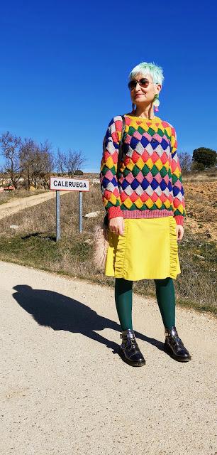 Falda amarillo y jersey Laurie