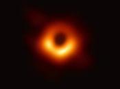 Esta primera imagen agujero negro