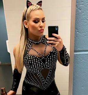 WWE Natalya sube foto sexy en ropa interior en Twitter
