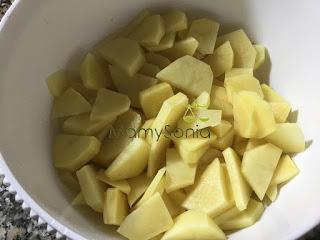 PATATAS CON HUEVOS Y BACON EN EL HORNO