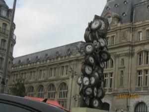 ALGO MÁS QUE LA TORRE EIFFEL