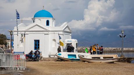 Old-Harbor-Church.jpg.optimal ▷ 9 grandes cosas que hacer en Mykonos, Grecia