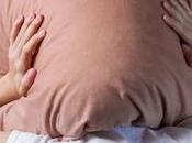 Sueño, salud bienestar mano