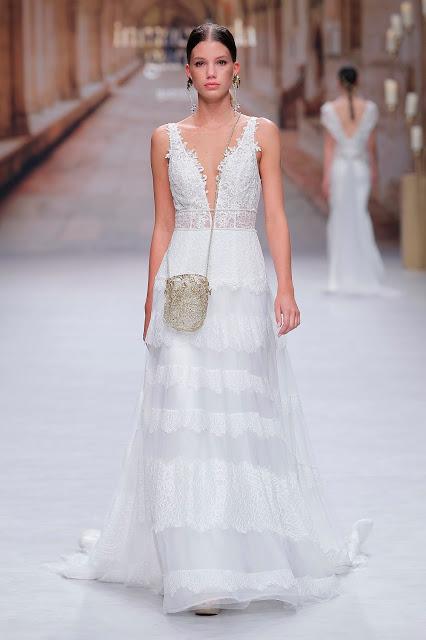 Inmaculada García se inspira en la arquitectura de las Catedrales para su colección de novias 2020 presentada en Valmont Barcelona Bridal Fashion Week