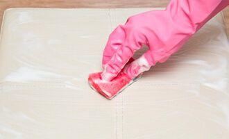 Cómo Limpiar tus Accesorios de Cuero con Artículos Caseros Cómo Limpiar tus Accesorios de Cuero con Artículos Caseros