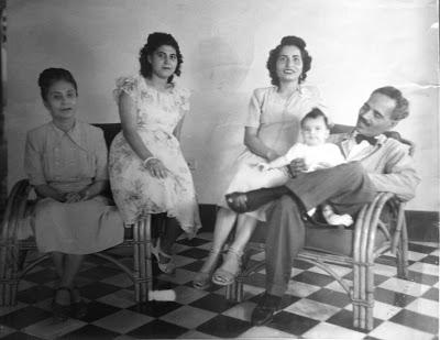 Laura, flor Udumbara para Puerto Rico