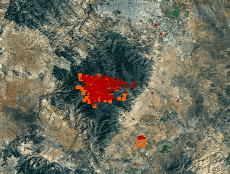 Gran parte de la Sierra de San Miguelito ha sido consumida por el fuego