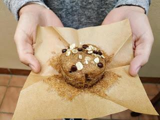 Muffins integrales de plátano y chocolate Muffins integrales de plátano y chocolate