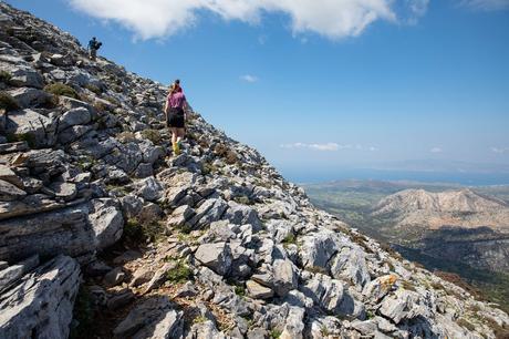 On-the-Trail-to-Mount-Zas.jpg.optimal ▷ Senderismo Monte Zas en la isla de Naxos