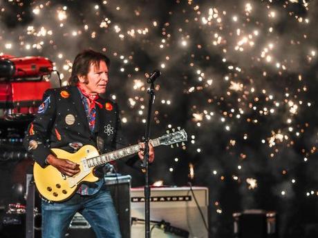 GRANDES ÉXITOS QUE TUVIERON QUE PASAR POR EL JUZGADO