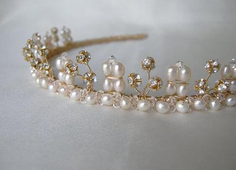 Novias e invitadas: 7 Tocados de moda en 2019 Novias e invitadas: 7 Tocados de moda en 2019