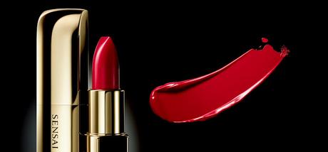 Labios Perfectos y Voluptuosos con Sensai The Lipstick y Lip Pencil Labios Perfectos y Voluptuosos con Sensai The Lipstick y Lip Pencil