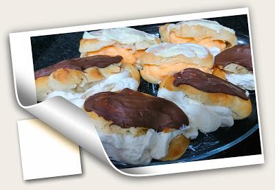 PEPITOS DE CREMA Y NATA BAÑADOS CON CHOCOLATE